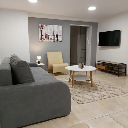 Square Apartment Trikala (Thessaly)